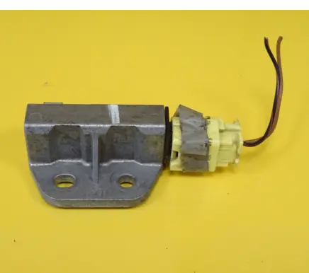 Nissan Primera Airbag deployment crash/impact sensor