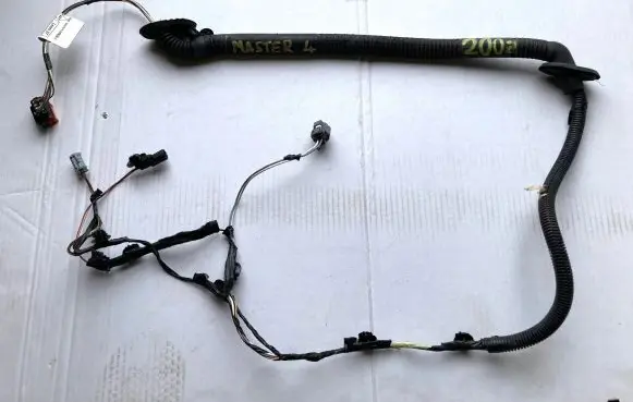 Opel Movano B Rear door wiring loom 240514114R