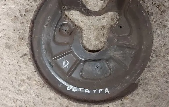Skoda Octavia Mk3 (5E) Rear brake disc plate dust cover 