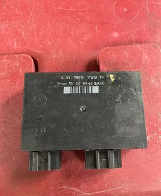 Volkswagen PASSAT B5 Comfort/convenience module 1J0959799N 5DK00795450