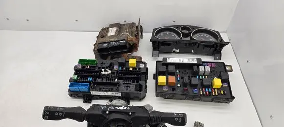 Opel Astra H Engine ECU kit and lock set 55566038 13267544 13276158