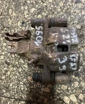 Mazda 626 Rear brake caliper