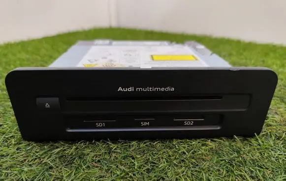 Audi S5 F5 Navigation unit CD/DVD player 8W5035880 746FF77DBD90 746FF77DCD91