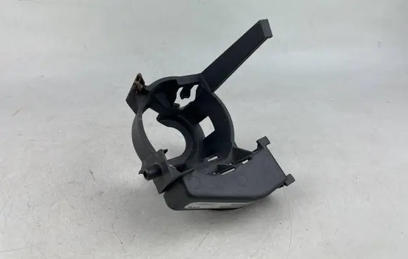 Subaru Forester SG Fog light bracket 195040H