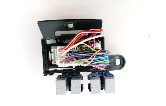 Subaru Legacy Fuse box set CH100350B ACV31212