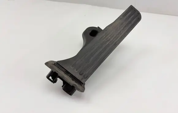 Volkswagen PASSAT B7 Accelerator throttle pedal 1K1723503AJ
