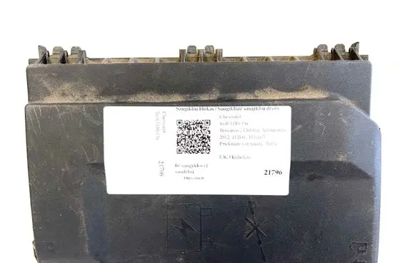 Chevrolet Volt I Fuse box cover 22803938