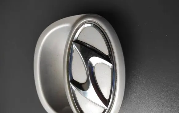 Hyundai i30 Tailgate opening switch 873702L000