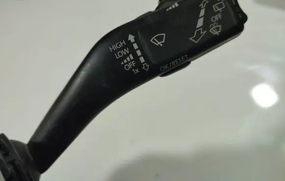 Seat Toledo III (5P) Wiper turn signal indicator stalk/switch 1K0953503GJ