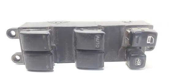 Nissan Almera Tino Electric window control switch