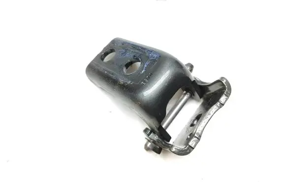 Citroen DS5 Front door upper hinge