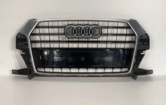 Audi Q3 8U Front bumper upper radiator grill 8U0853653M 8U0853653P