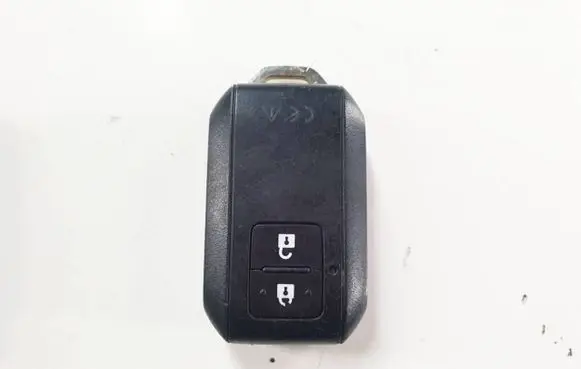 Suzuki Swift III Ignition key/card 