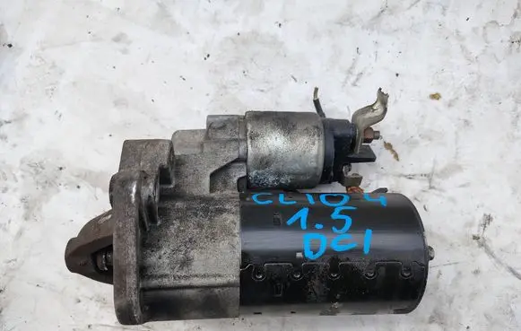 Renault Clio IV Starter motor 