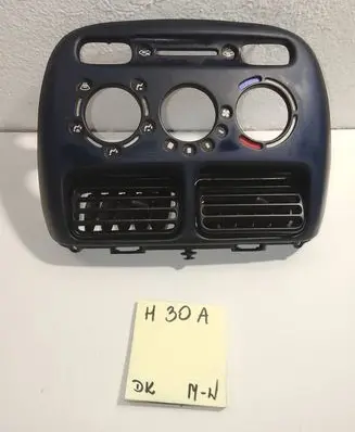 Suzuki Ignis Central console control unit 7382186G