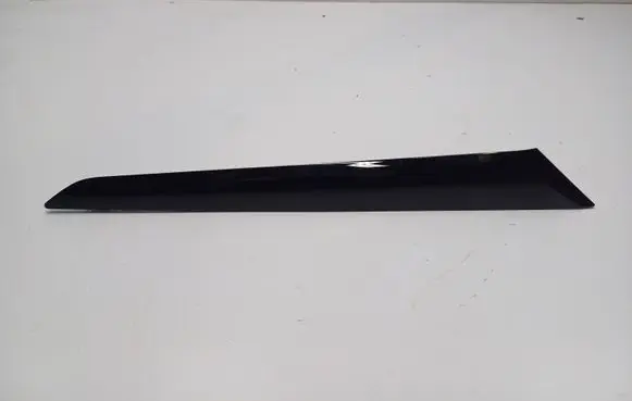 Maserati Levante Other front door trim element 670040546