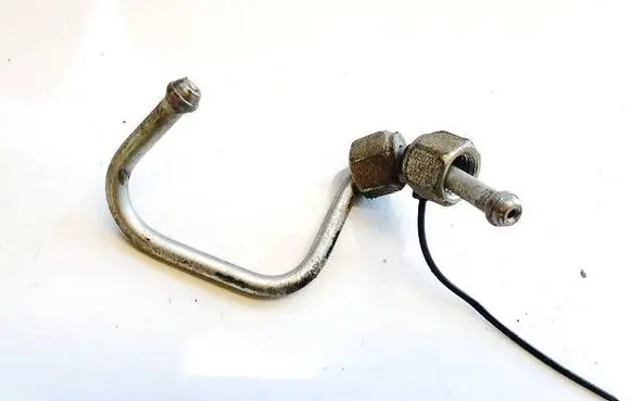 Nissan Qashqai+2 Fuel line pipe 