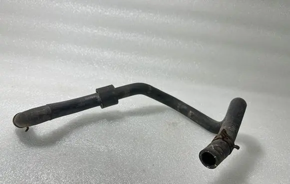 Volkswagen Touareg I Engine coolant pipe/hose 7L6121058AB