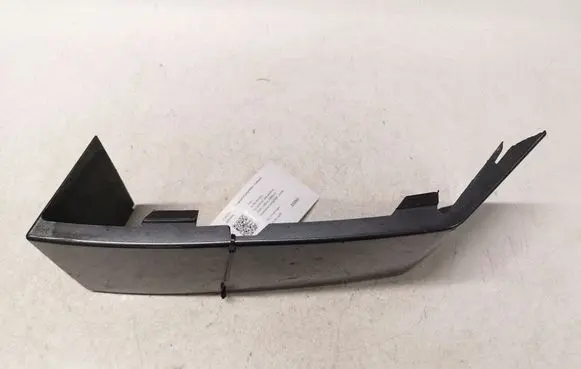 Volvo XC90 Rear/tail light trim molding 8620819
