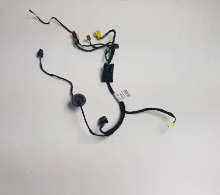 Mercedes-Benz C W204 Front door wiring loom A2044400305