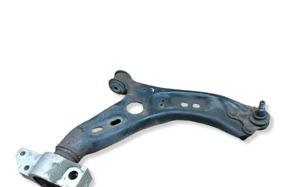 Volkswagen Tiguan Front lower control arm/wishbone 
