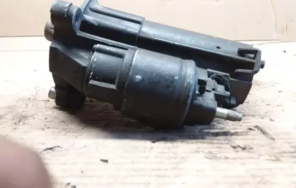 Peugeot 307 Starter motor 0986013850