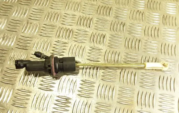 Citroen C4 I Clutch master cylinder 9652903080