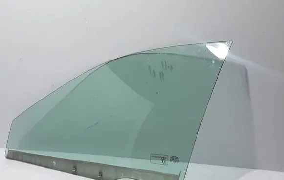 Volvo S40, V40 Front door window glass four-door 30802904