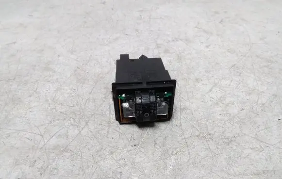Audi A8 S8 D3 4E Seat heating switch 8E0963563 4E0963563A
