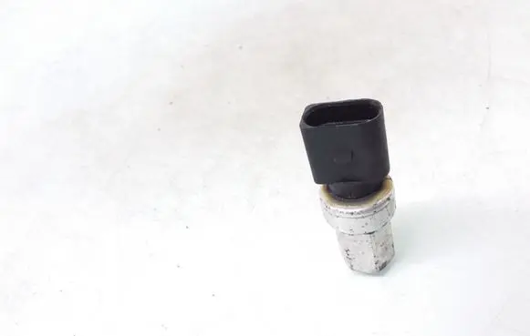 Volkswagen Polo IV 9N3 Air conditioning (A/C) pressure sensor 1J0959126
