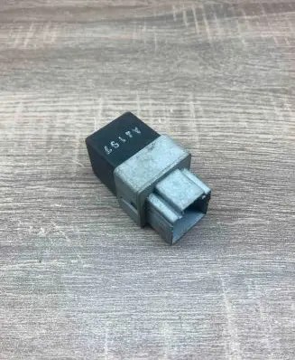 Mitsubishi Space Star Other relay MB953394 72HM100
