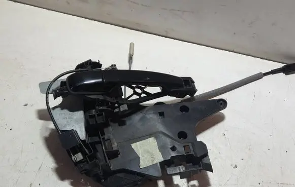 Volvo XC70 Rear door lock 922104 080320