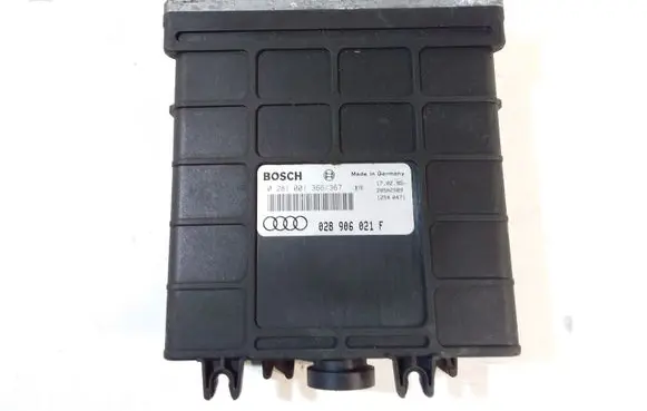 Audi A4 S4 B5 8D Engine control unit/module 028906021