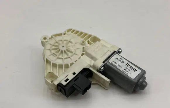 Jaguar XK - XKR Front door window regulator motor 6W8314B552 D2R5A 985396100