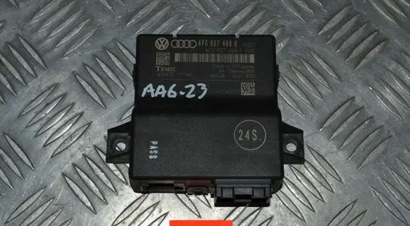 Audi A6 S6 C6 4F Gateway control module 4F0907468K