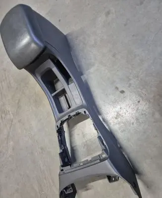 Toyota Hilux (AN10, AN20, AN30) Armrest 