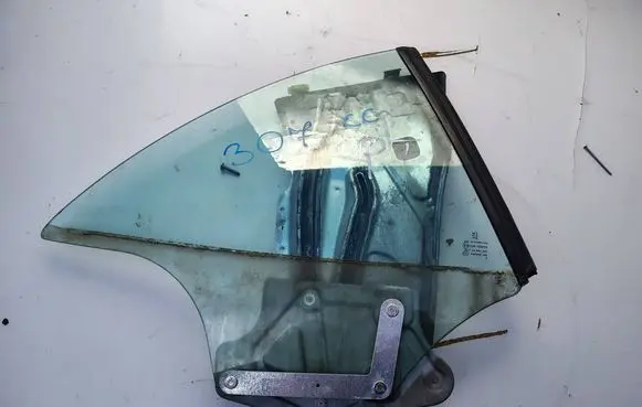 Peugeot 307 CC Rear door window regulator with motor 9651535980