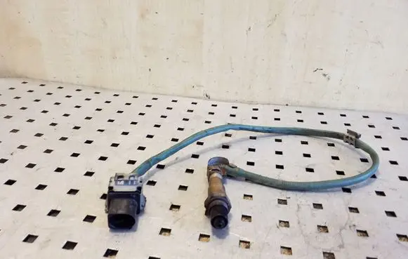 Mercedes-Benz C W204 Lambda probe sensor 0075420218