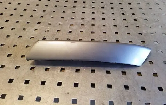 Land Rover Range Rover Sport L320 Front door handle cover 
