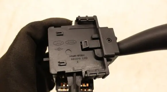 Hyundai Sonata Wiper control stalk 3613P0
