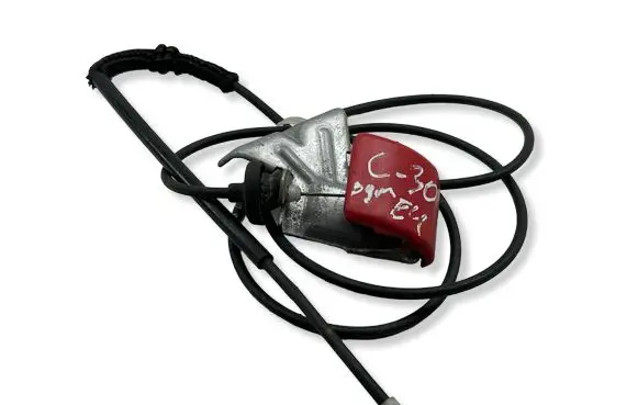 Volvo C30 Engine bonnet (hood) release handle 