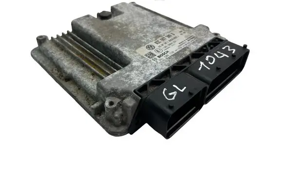 Volkswagen PASSAT B7 Engine control unit/module 03C907309D 0261S06338