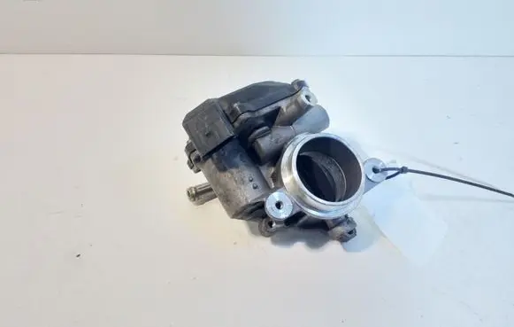 Volkswagen Golf VII Throttle valve 04L128063N A2C82502900