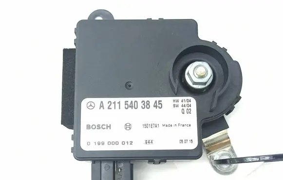 Mercedes-Benz E W211 Charging relay A2115403845 0199000012