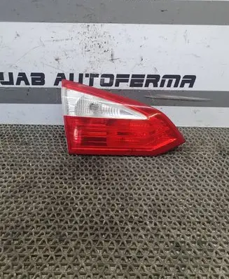 Ford Focus Tailgate rear/tail lights BM5113A603B BM5113A603D
