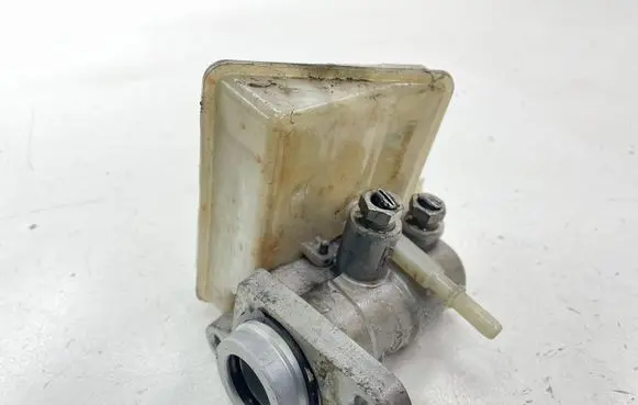 Ford Galaxy Master brake cylinder 03350885551 03350885541