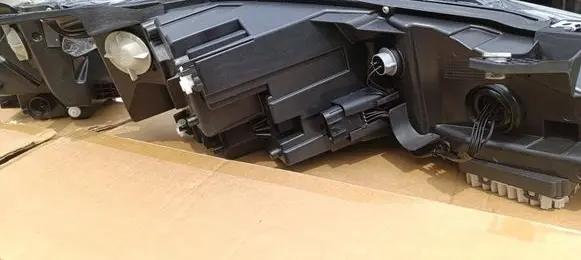 MG MG4 ev Headlights/headlamps set 10976801 202503 MGMG4