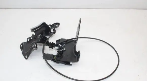 Mercedes-Benz E W212 Rear seat headrest A2129209200