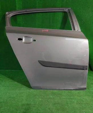 Rear door