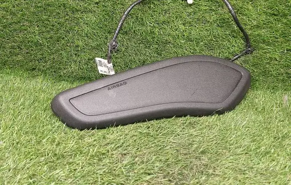 Seat airbag